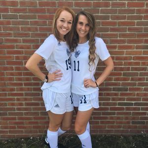 Meet your Posher, Abigail